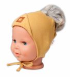 Baby Nellys Bavlněná dvouvrstvá čepice s bambulí na zavazování Star - hořčicová